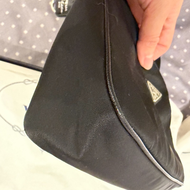 Prada Re-Edition 2005 經典黑色-7