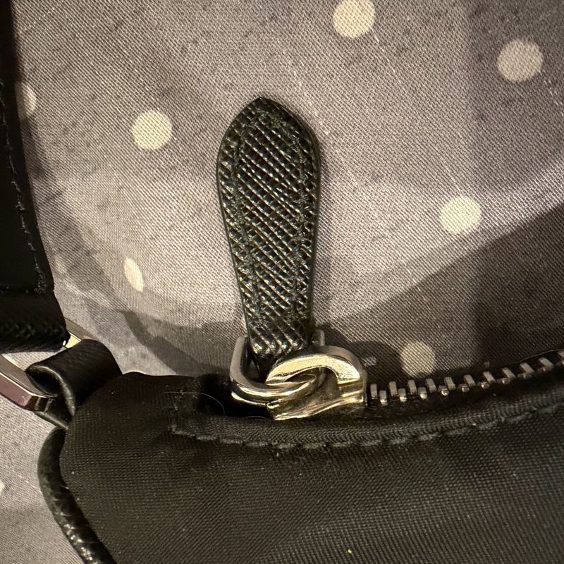 Prada Re-Edition 2005 經典黑色-12