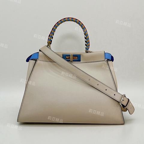 莉亞精品♡Fendi Peekaboo 奶茶編織手把 二手