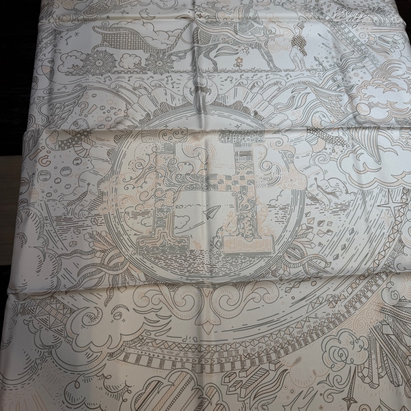 Hermes 白底灰綠邊Please hold the line方型絲巾H004187-0