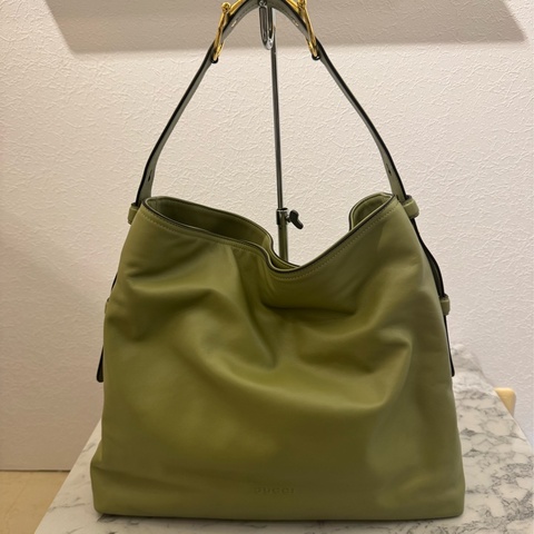 Gucci牛油果綠金馬銜釦單肩包