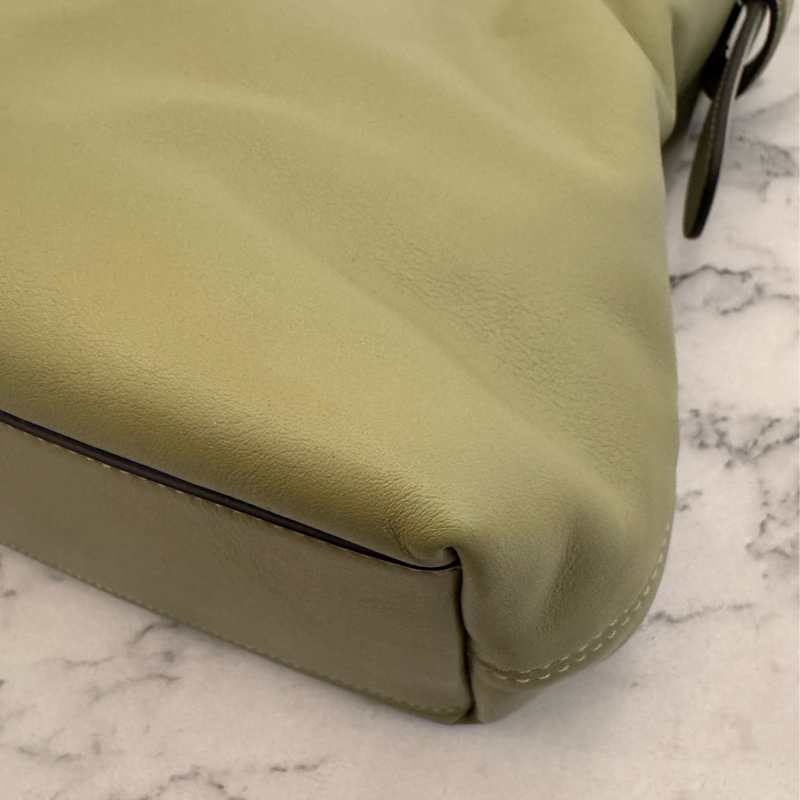 Gucci牛油果綠金馬銜釦單肩包-7