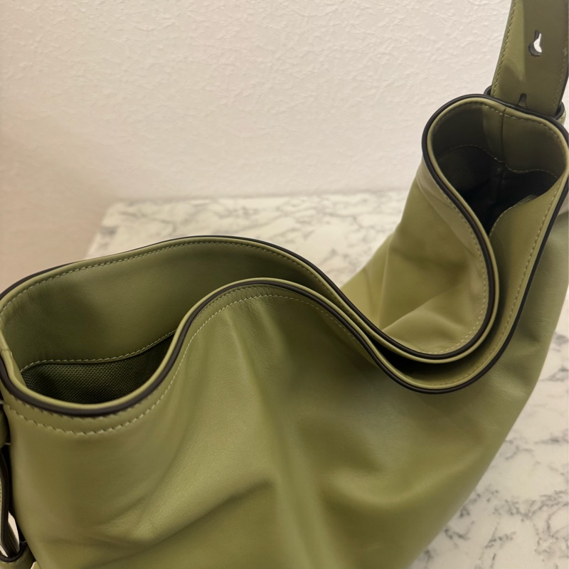 Gucci牛油果綠金馬銜釦單肩包-13