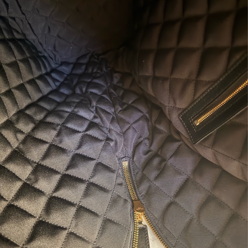 Ysl 黑荔枝黑logo機場包 Rosa同款✨✨-25