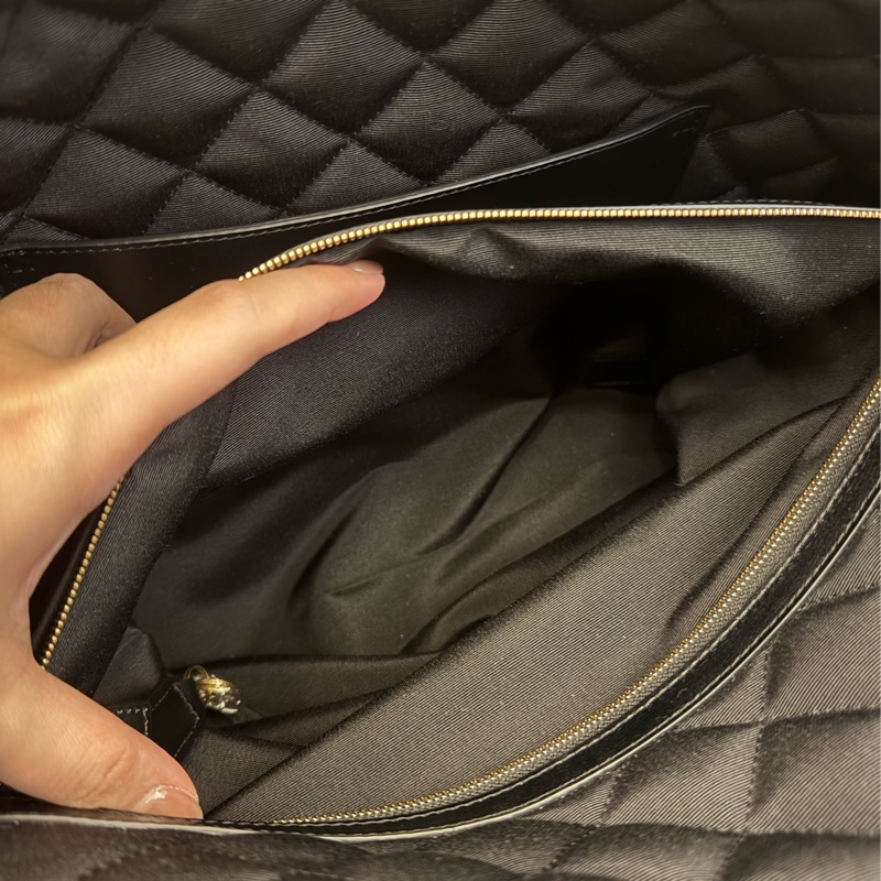 Ysl 黑荔枝黑logo機場包 Rosa同款✨✨-29