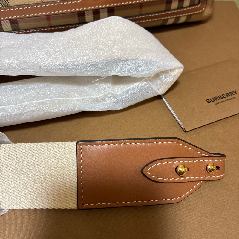 有購證 Burberry 經典格紋 肩背 掀蓋包-12