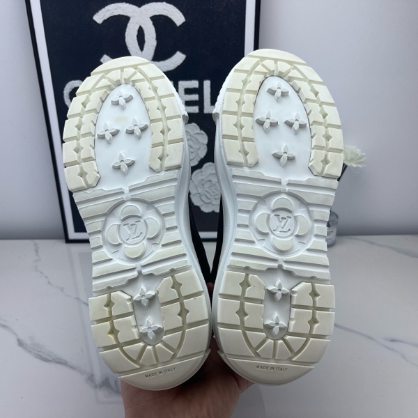 Louis vuitton路易威登 LV Squad 黑白帆布高幫厚底鞋 37.5碼 98新-9