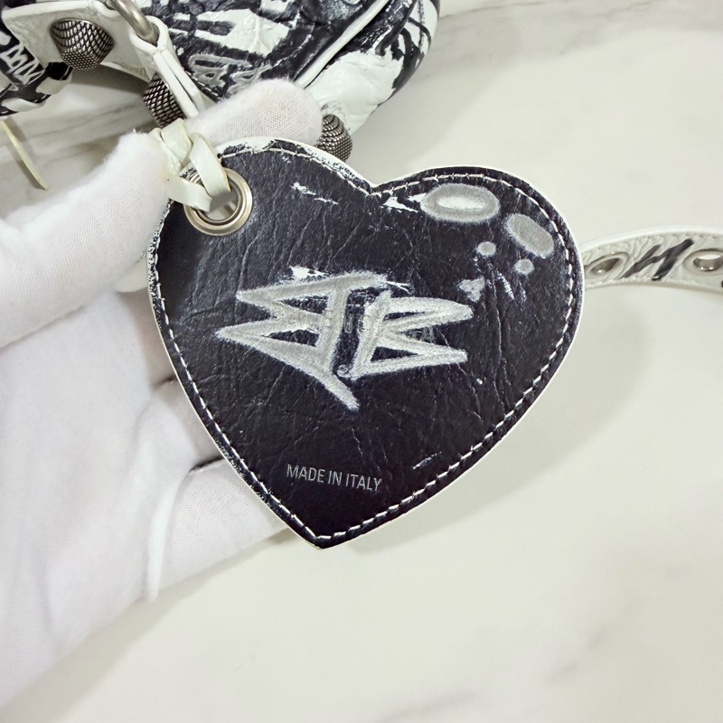 ®️巴黎世家 LeCagole 塗鴉款 腋下包/側背包-15