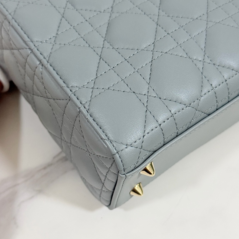 ®️Dior Lady 黛妃包4格款 大象灰色-14