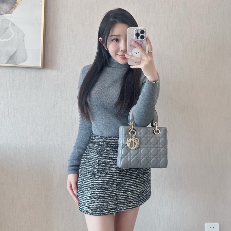 🎆迎新年只要$80,000🔥 Dior Lady 黛妃包4格款 大象灰色-0