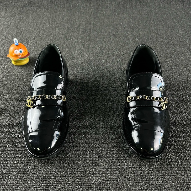 Chanel香奈兒黑金樂福鞋 尺碼：35整體成色不錯 出門穿一次-1