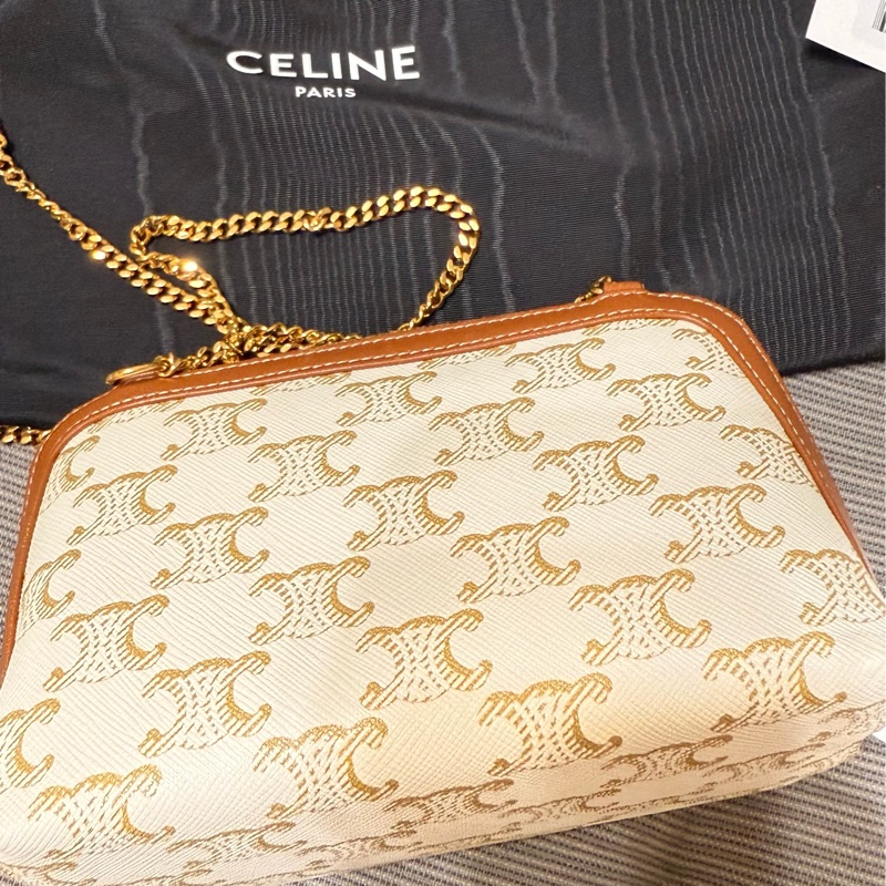 Celine 白色老花貝殼包-6