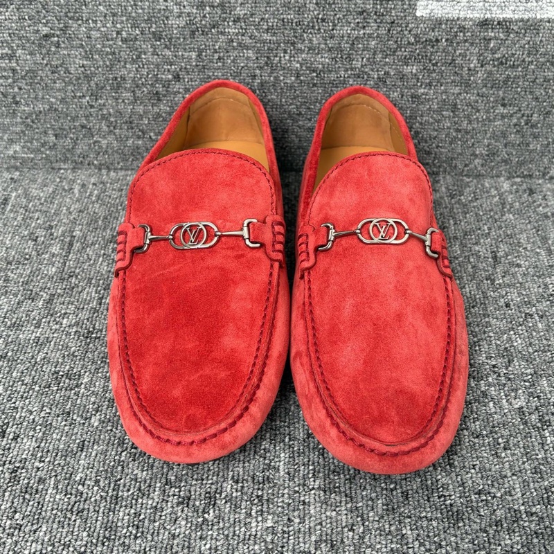LV 路易威登 紅色麂皮小馬銜扣豆豆鞋碼40碼-1