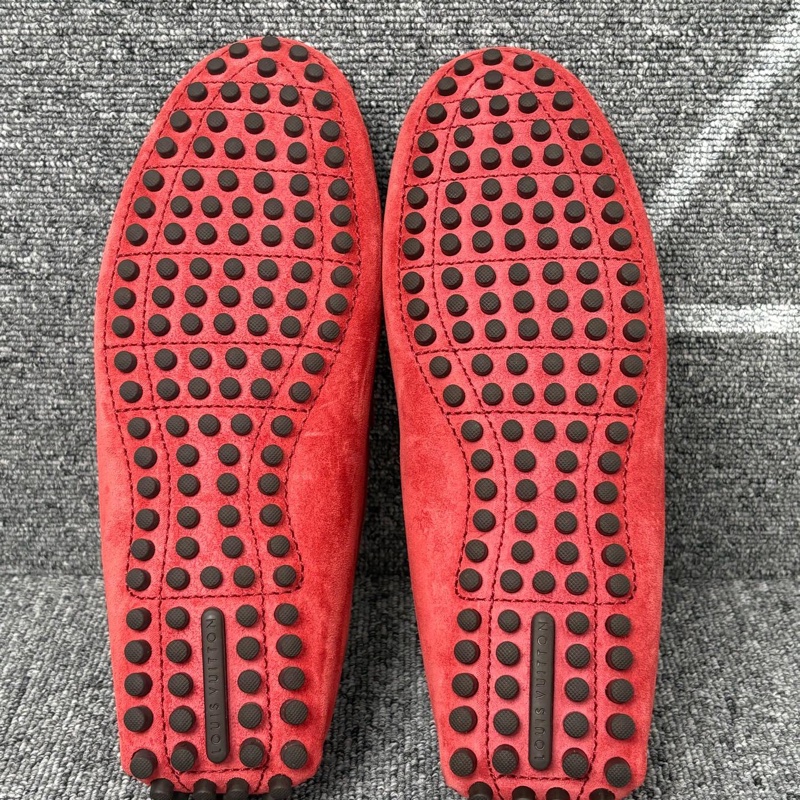 LV 路易威登 紅色麂皮小馬銜扣豆豆鞋碼40碼-7