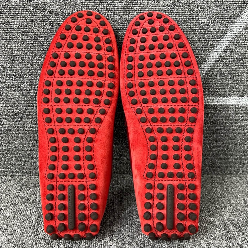 LV 路易威登 紅色麂皮馬銜扣豆豆鞋碼 41碼-4