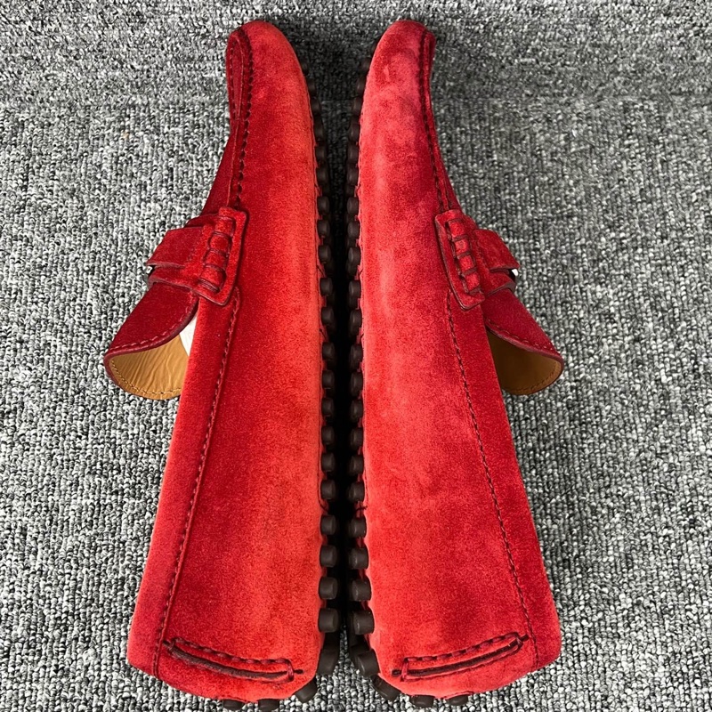 LV 路易威登 紅色麂皮馬銜扣豆豆鞋碼 41碼-5