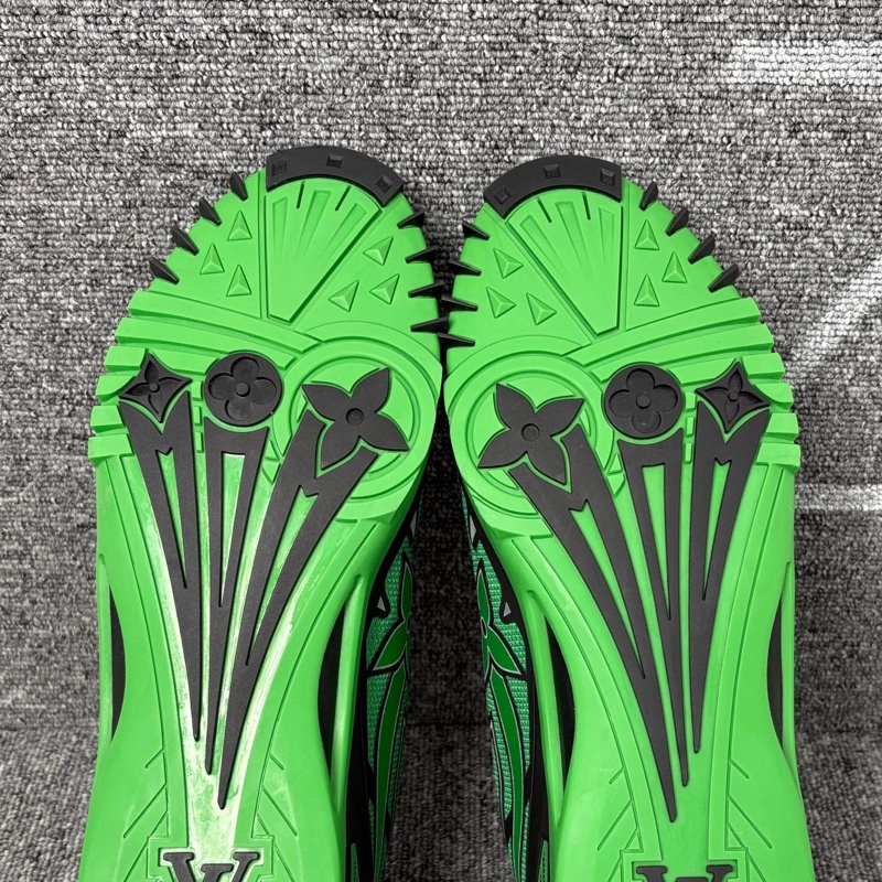 LV 路易威登 黑綠色太陽花運動鞋43 碼-7