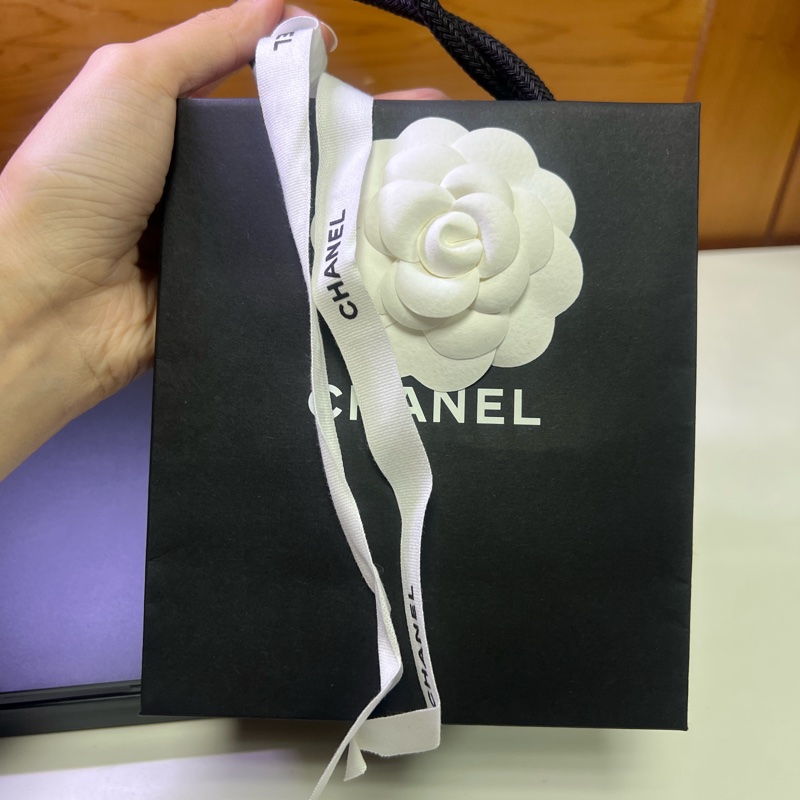 全新 Chanel 香奈兒 珍珠 亮鑽 耳環 銀色 雙C logo耳環 耳針 全配-9