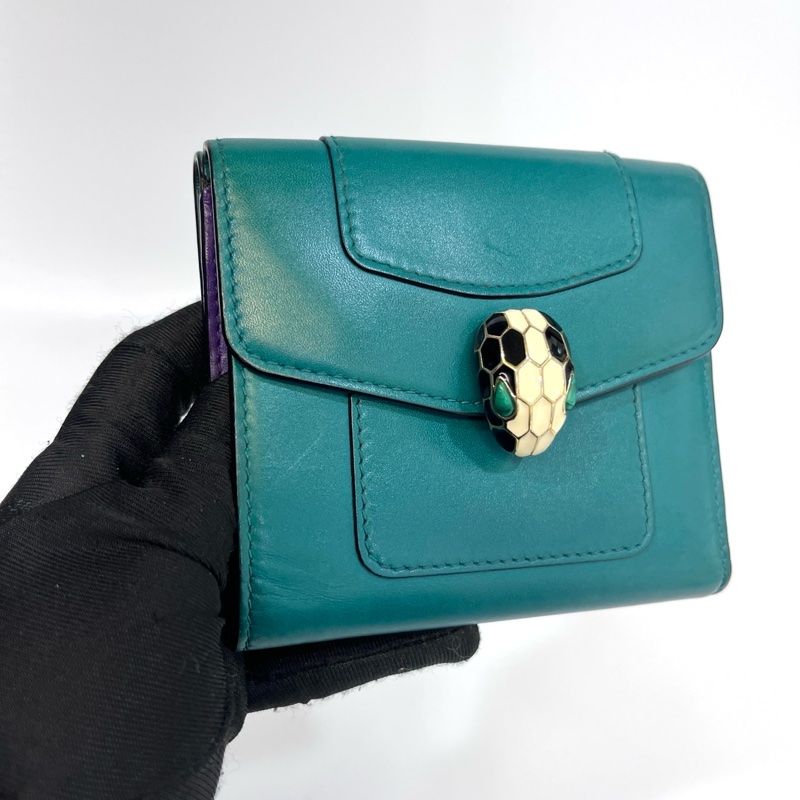 💚寶格麗BVLGARI祖母綠牛皮金釦蛇頭雙面三折短夾281382-9