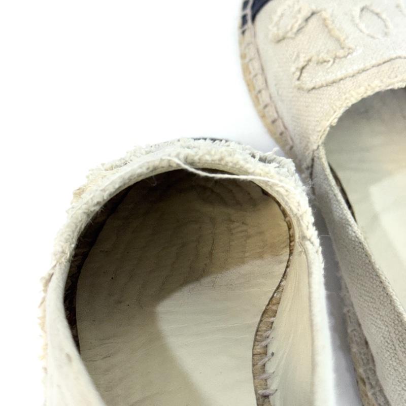 🕯️香奈兒漁夫鞋Chanel雙C黑色圓頭拼米杏色草編鉛筆鞋 ZG29762-12