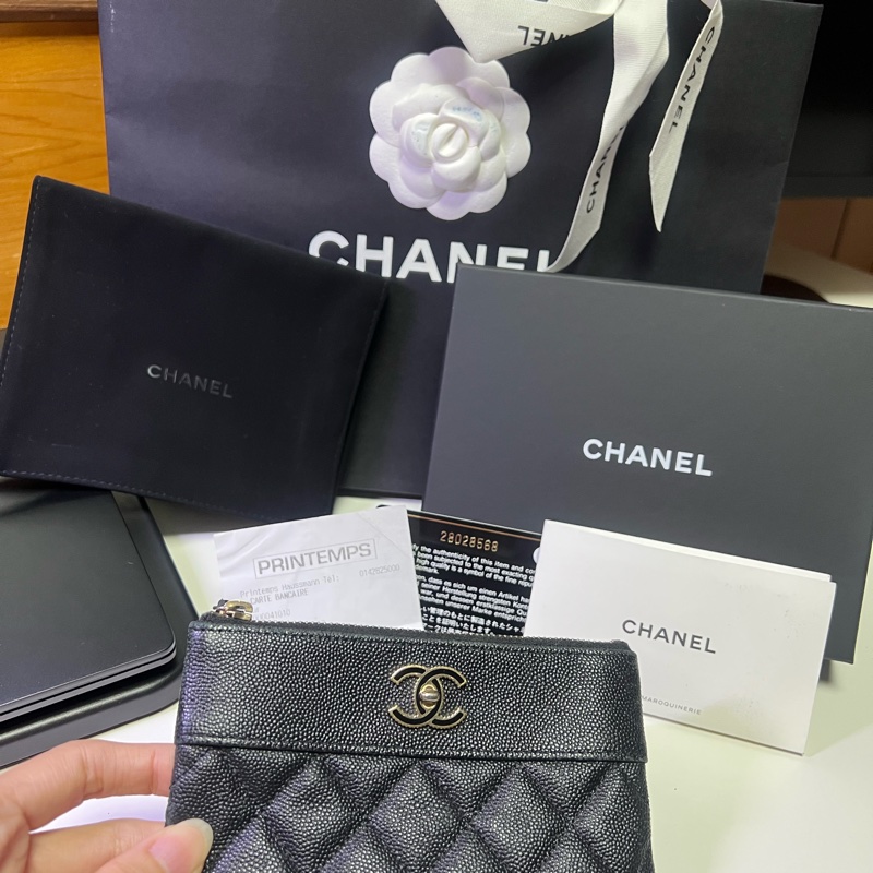Chanel 香奈兒 黑金 黑色 魚子醬牛皮 一字拉鍊零錢包 萬用零錢包 全配-0