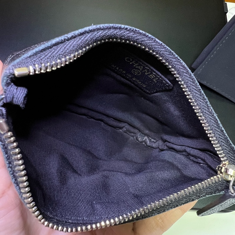 Chanel 香奈兒 黑金 黑色 魚子醬牛皮 一字拉鍊零錢包 萬用零錢包 全配-11