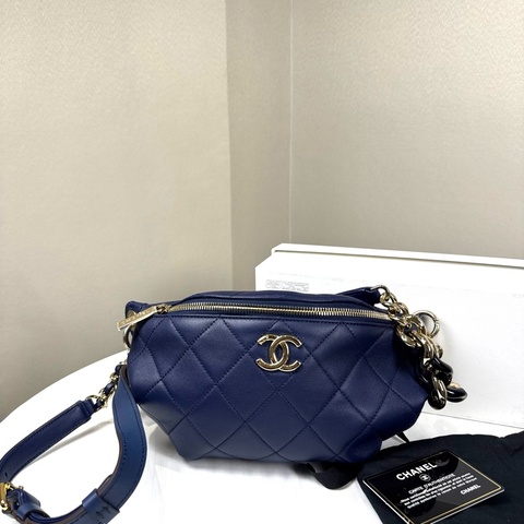 香奈兒藍金輕便腰包、胸包