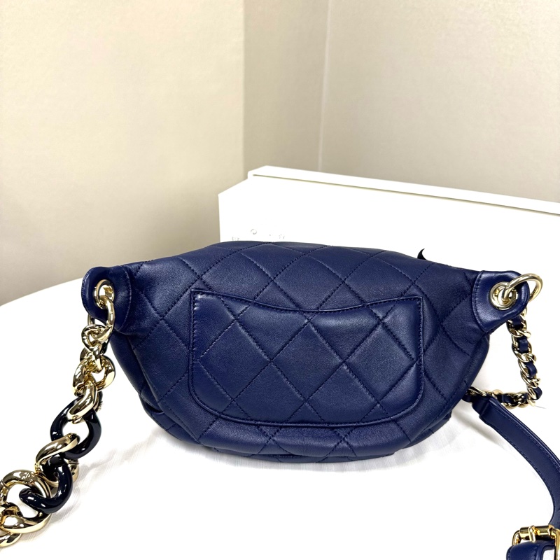 香奈兒藍金輕便腰包、胸包-1