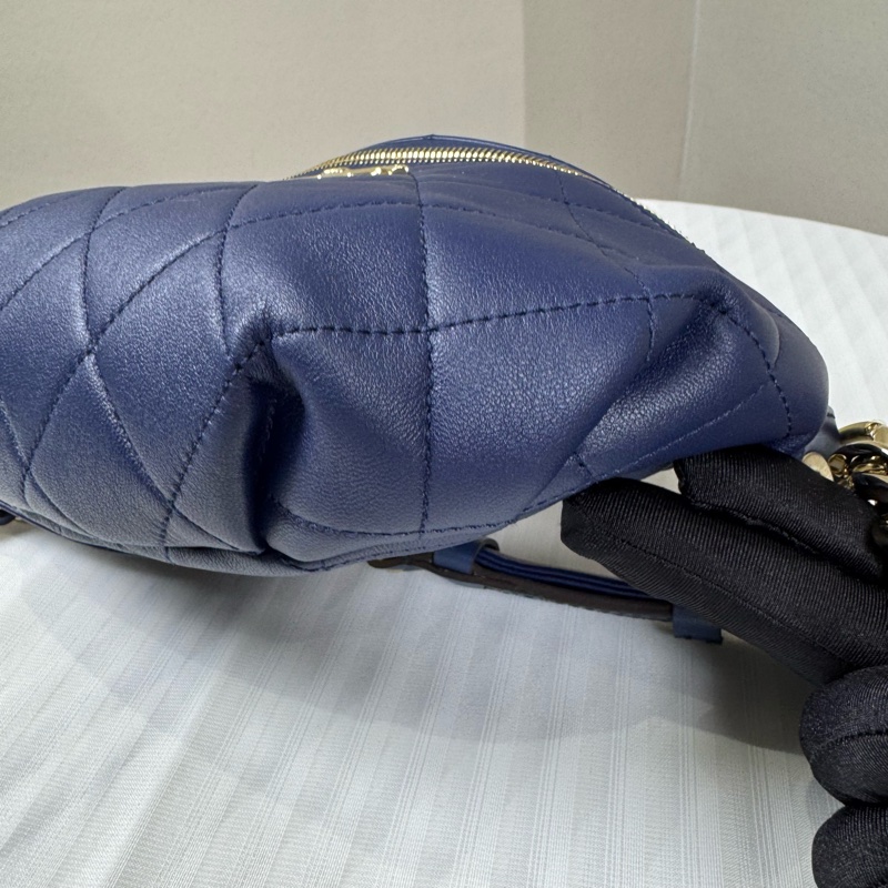 香奈兒藍金輕便腰包、胸包-4