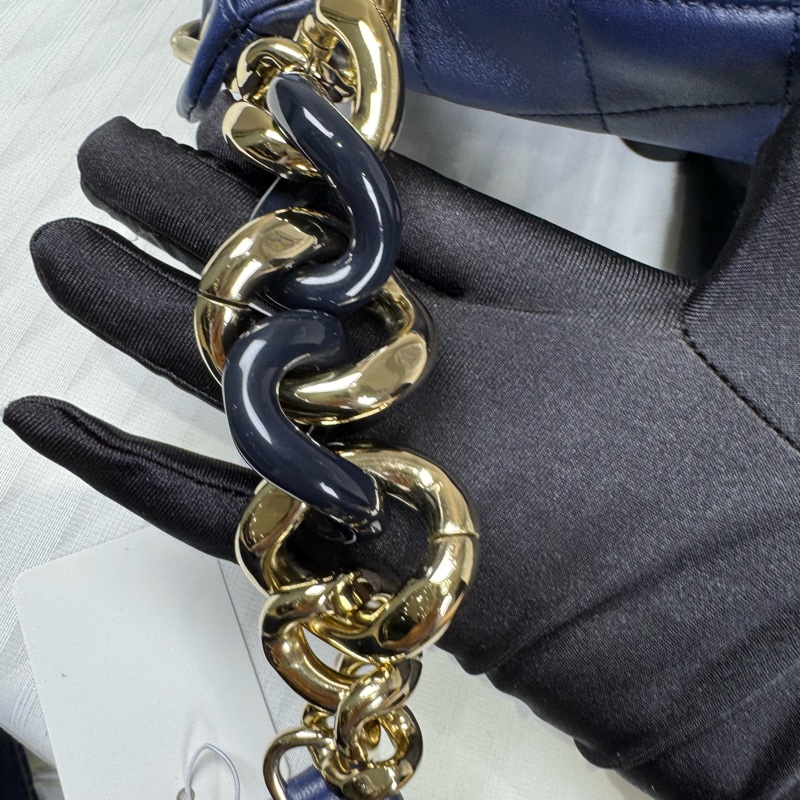 香奈兒藍金輕便腰包、胸包-8