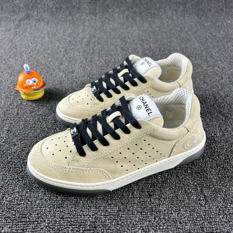 Chanel香奈兒米色板鞋 尺碼：36-0