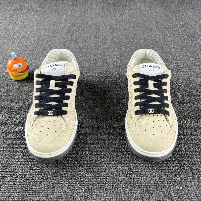 Chanel香奈兒米色板鞋 尺碼：36-1