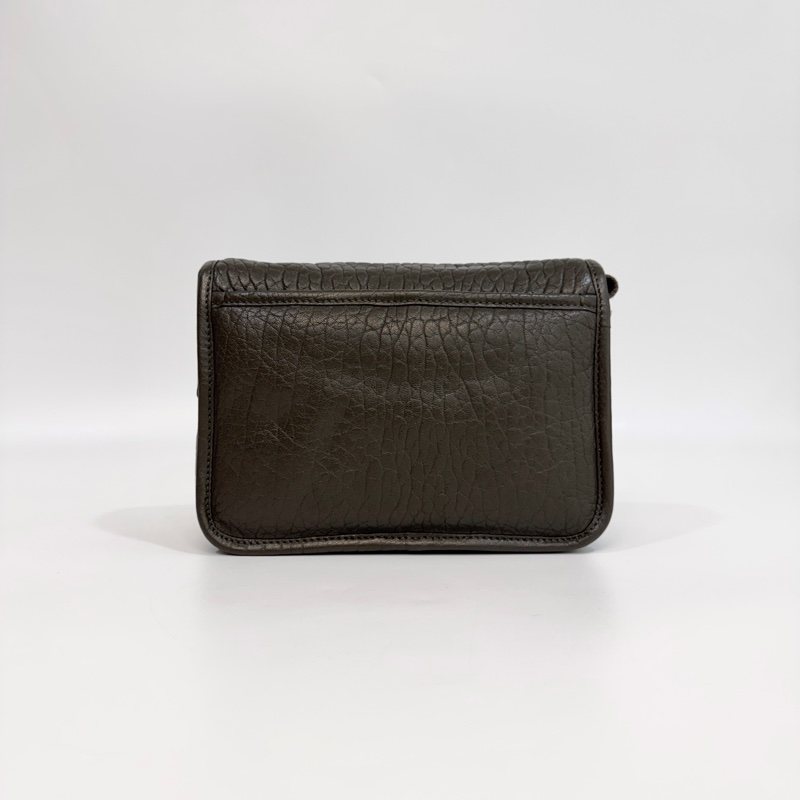 🫒聖羅蘭男士NIKI YSL橄欖綠銀釦粒面小羊皮NIKI小型郵差包776611-8