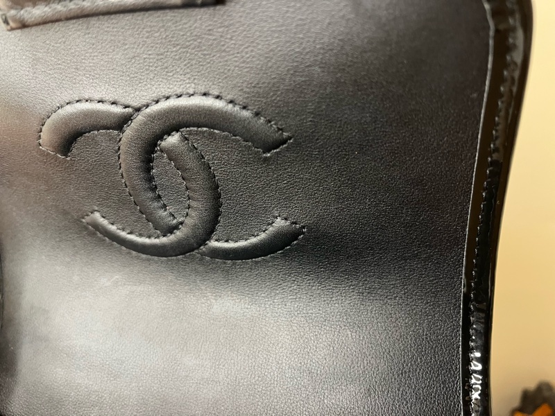 chanel 香奈兒 黑金 漆皮 豆腐包-9