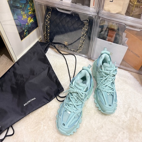 9新以上✨沒有出門過的精品鞋🎖️巴黎世家 尺寸39老爹鞋 休閒鞋 超好看