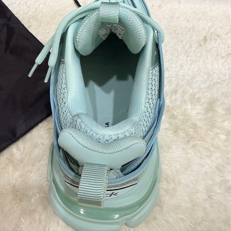 告別2025斷捨離價格🉐 🎖️巴黎世家 尺寸39老爹鞋 休閒鞋 超好看-14