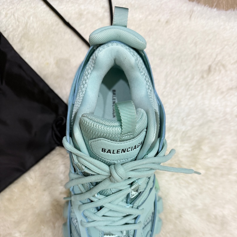 告別2025斷捨離價格🉐 🎖️巴黎世家 尺寸39老爹鞋 休閒鞋 超好看-22