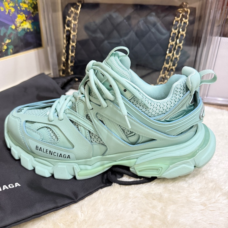 告別2025斷捨離價格🉐 🎖️巴黎世家 尺寸39老爹鞋 休閒鞋 超好看-28