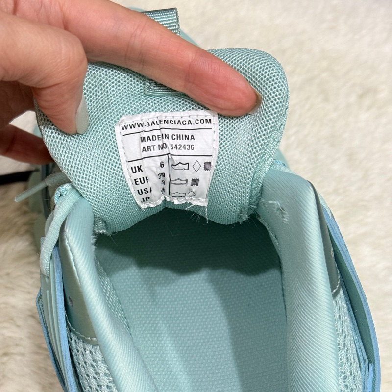 告別2025斷捨離價格🉐 🎖️巴黎世家 尺寸39老爹鞋 休閒鞋 超好看-33