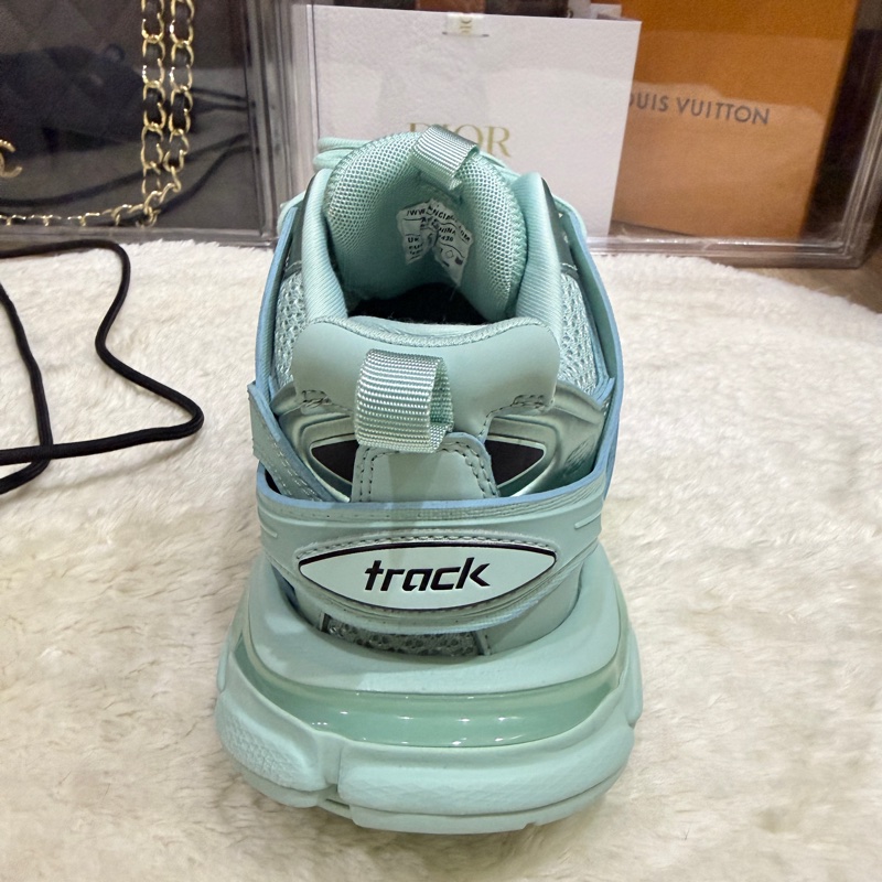 告別2025斷捨離價格🉐 🎖️巴黎世家 尺寸39老爹鞋 休閒鞋 超好看-35