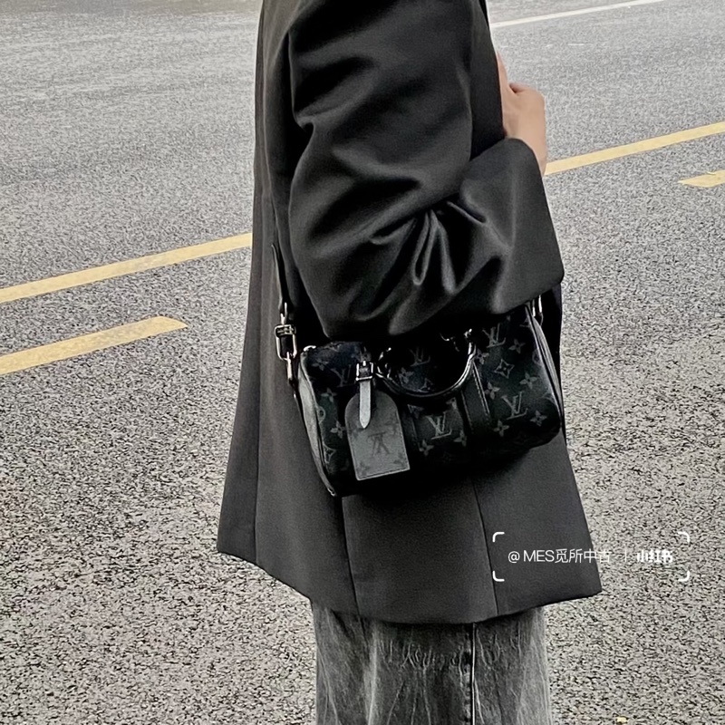 🖤路易威登黑武士LV黑灰原花銀釦Keepall 25手提斜背包M46271-3