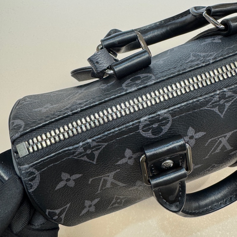 🖤路易威登黑武士LV黑灰原花銀釦Keepall 25手提斜背包M46271-35