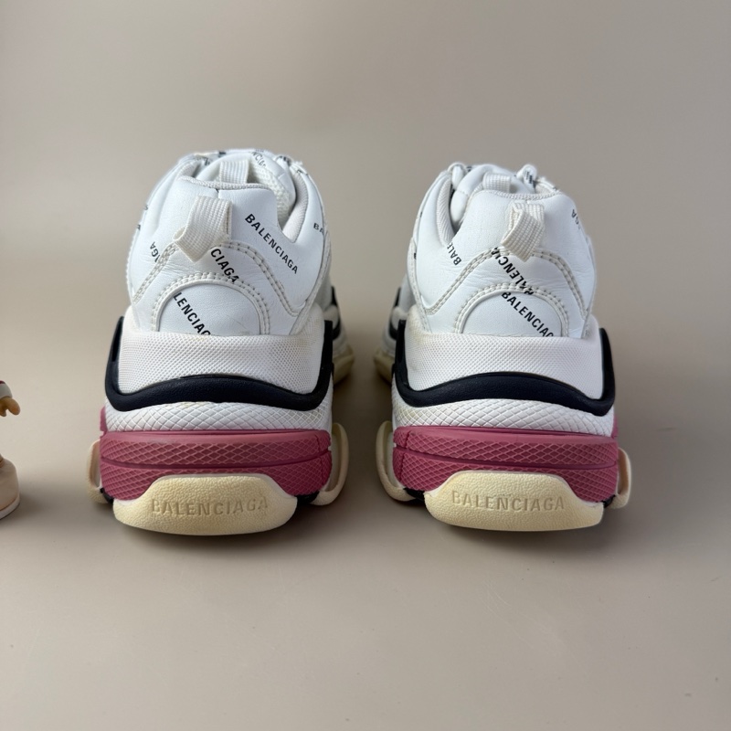 巴黎世家/Balenciaga Triple S黑白彈幕老爹鞋 36碼-1