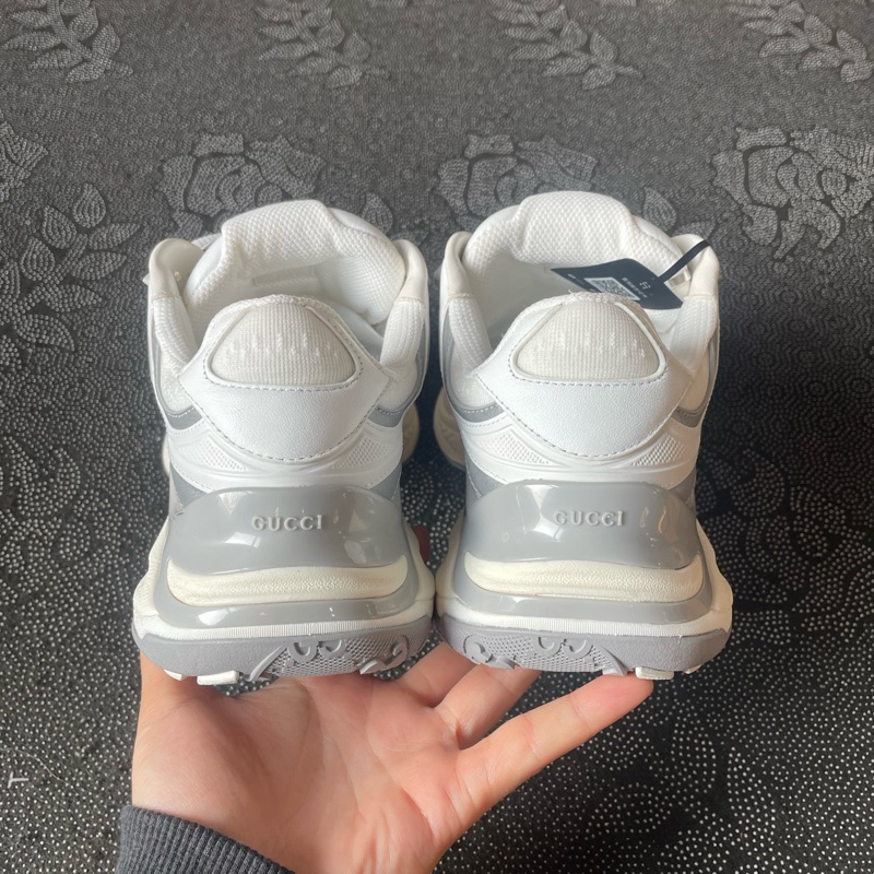 gucci白灰運動鞋36.5碼無盒,裸鞋 成色充新基本無磨損。-2