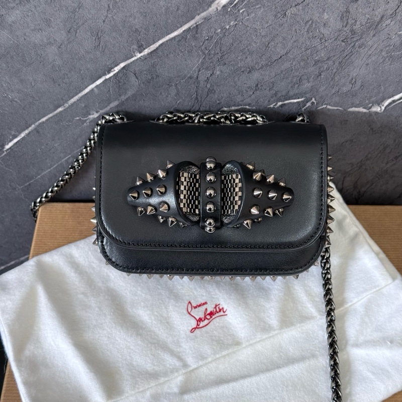 菲拉格慕 hy0081 cl鉚釘包包,長15,寬6,高11,肩帶60-0