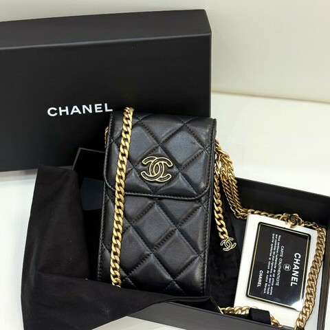 新到🖤全套帶盒Chanel黑金琺瑯扣手機包