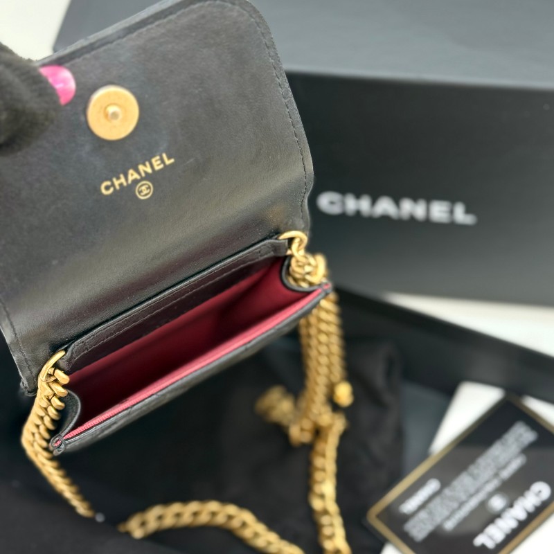 新到🖤全套帶盒Chanel黑金琺瑯扣手機包-5