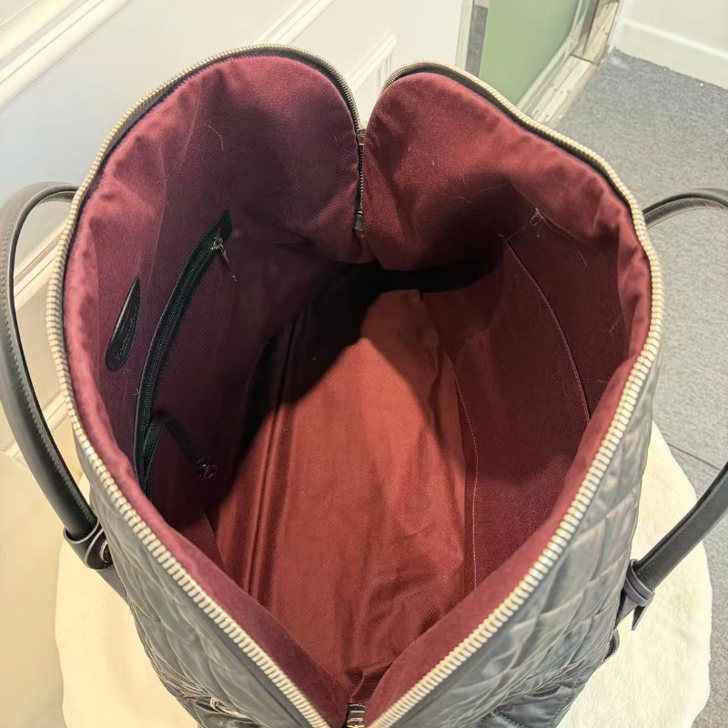 Chanel 旅行包 黑銀 保齡球包 雙C logo 肩帶款-6