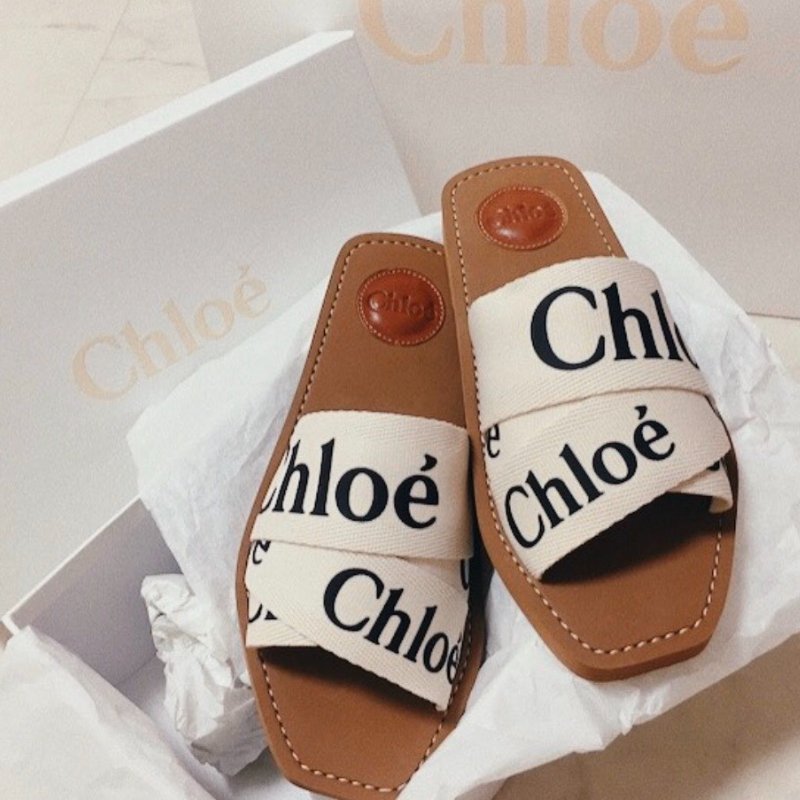 🎉2026新品好折扣✨Chloe 女款 Woody Logo 拖鞋 米白色和黑色 IT36/37/38/39/40-2