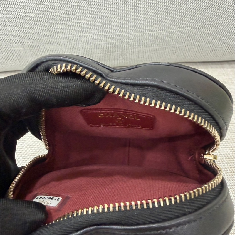 香奈兒 Chanel 愛心腰包-16